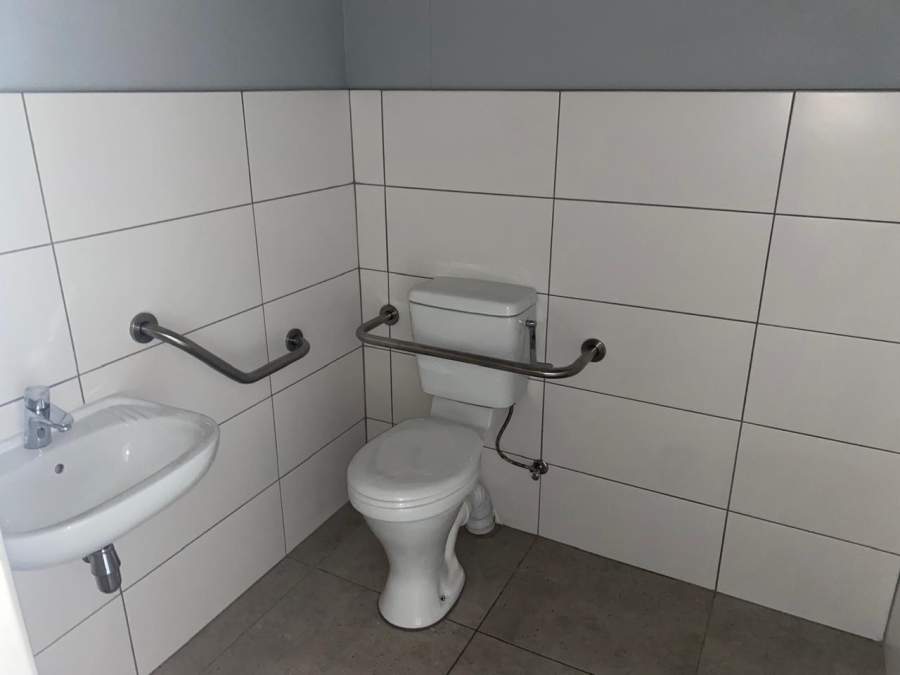 To Let commercial Property for Rent in Stikland Western Cape